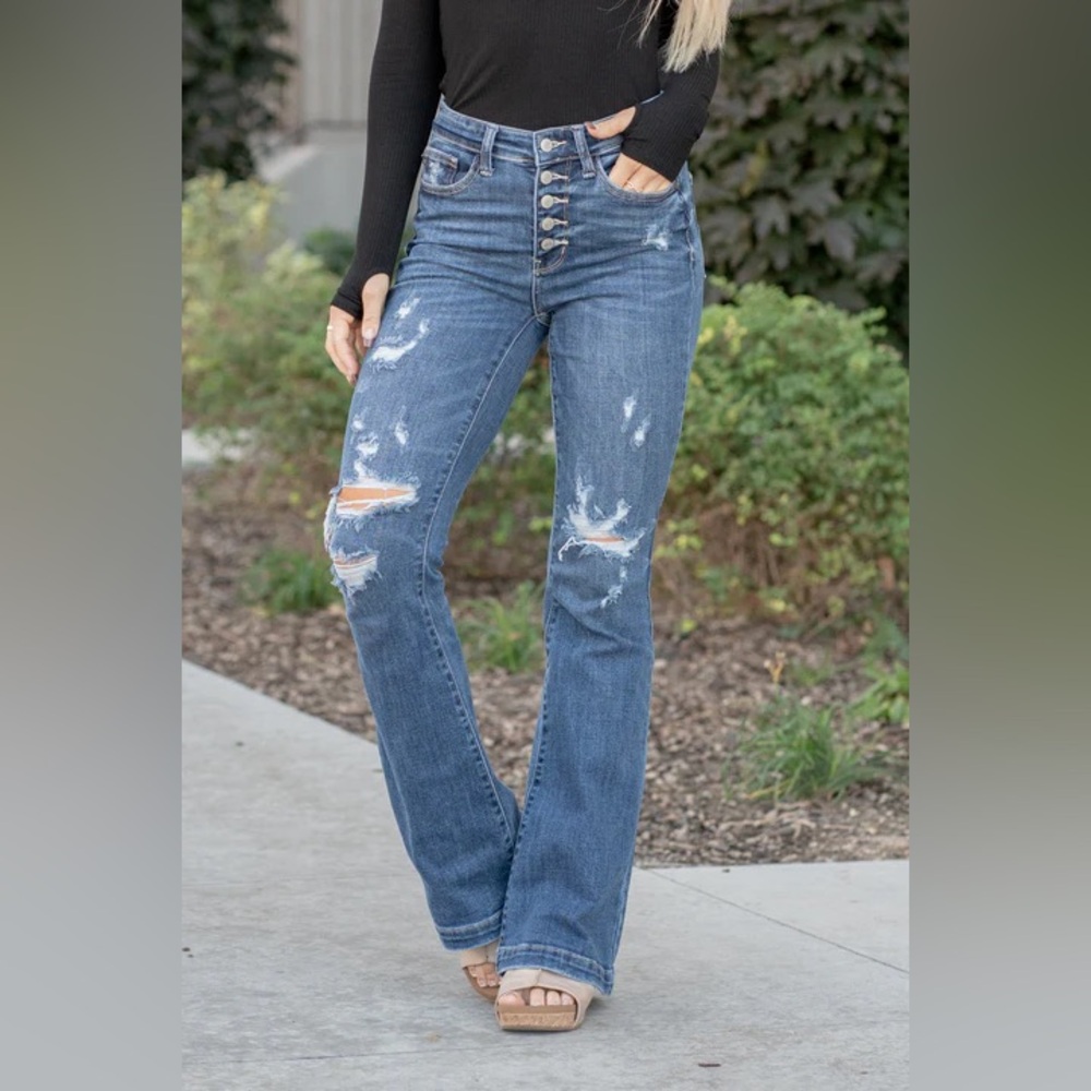 Judy Blue Jasper Mid Rise Distressed Button Fly Trouser Flare Jeans-size 15/32